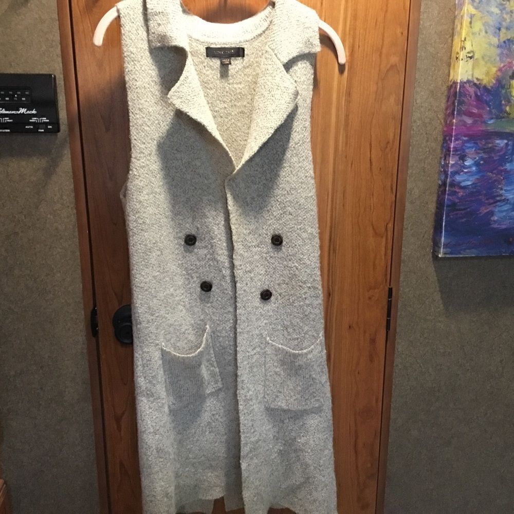 NWOT. Heathered Grey and Tan Soft Knit Duster Women’s Size M from Love Tree